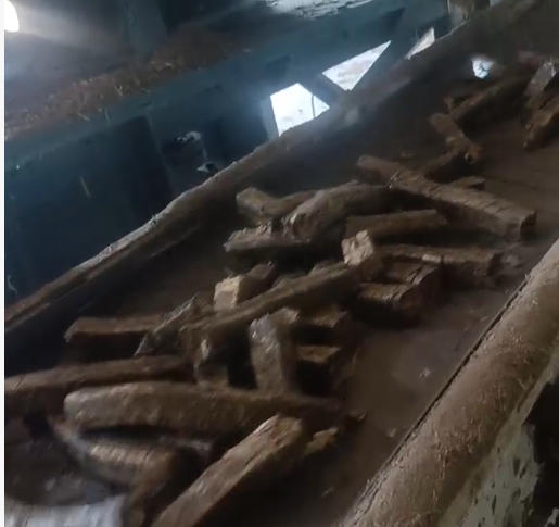 玉米秸秆压块